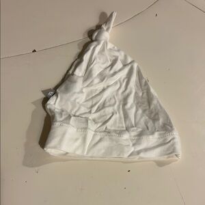 🏖️❤️Kyte BABY Cream Knotted Baby Hat